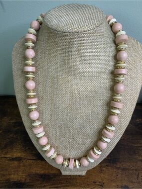 Vintage Coral Pink Bead Necklace with Gold and Cream Accents - 80’s Retro Pop
